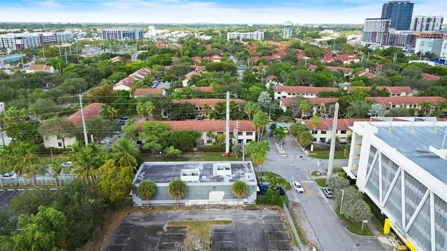 $499,000 | 246 City View Drive, Unit 246, Fort Lauderdale, FL 33311