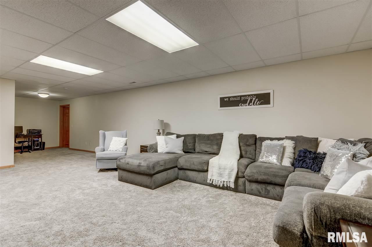 2801 Johnstone Road Springfield, IL 62711 - Photo 30 of 33