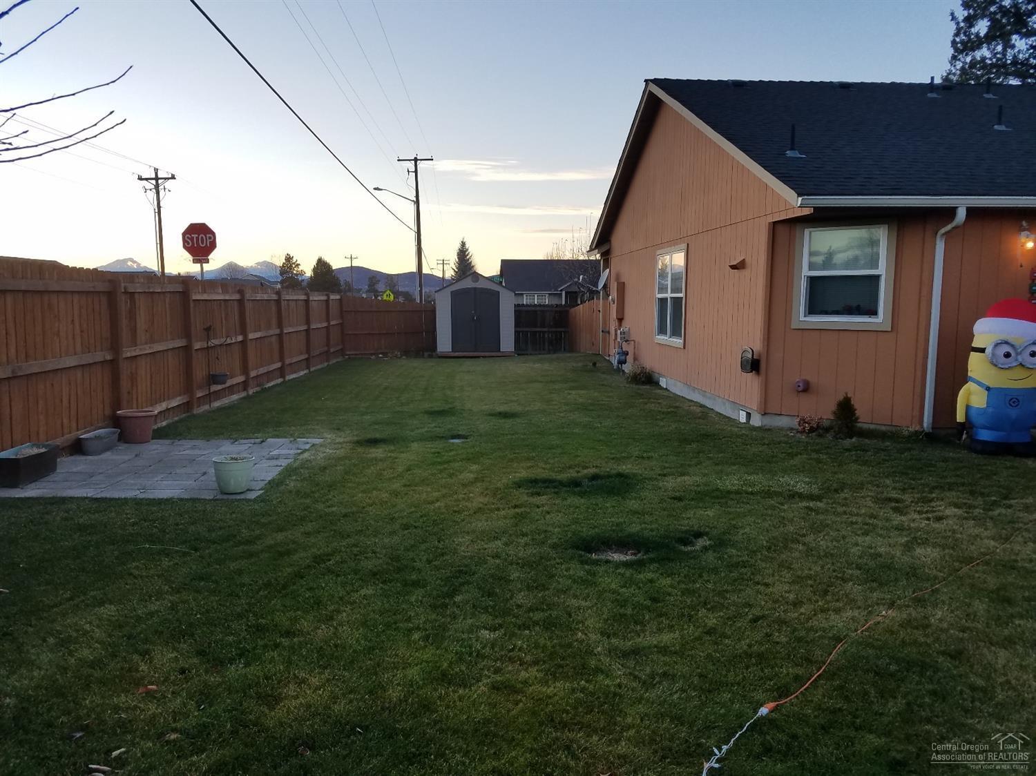 1480 Southwest 27th Street Redmond, OR 97756 - Photo 10 of 12 Nice size yard w/ views of Cascades!