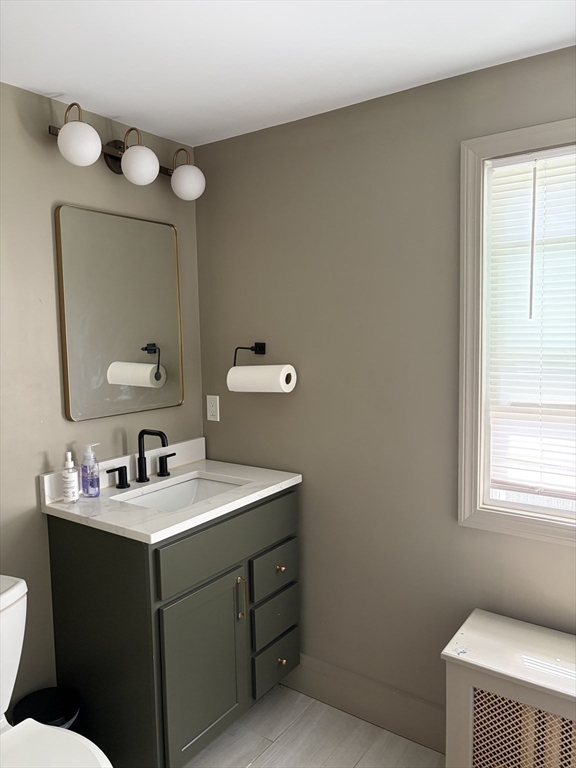 60 Rencelau Street Springfield, MA 01118 - Photo 11 of 30