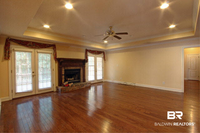 506 Barbara Court Daphne, AL 36526 - Photo 8 of 33 family room