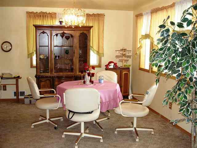 4465 North Spotted Road Clayton, WA 99110 - Photo 5 of 9