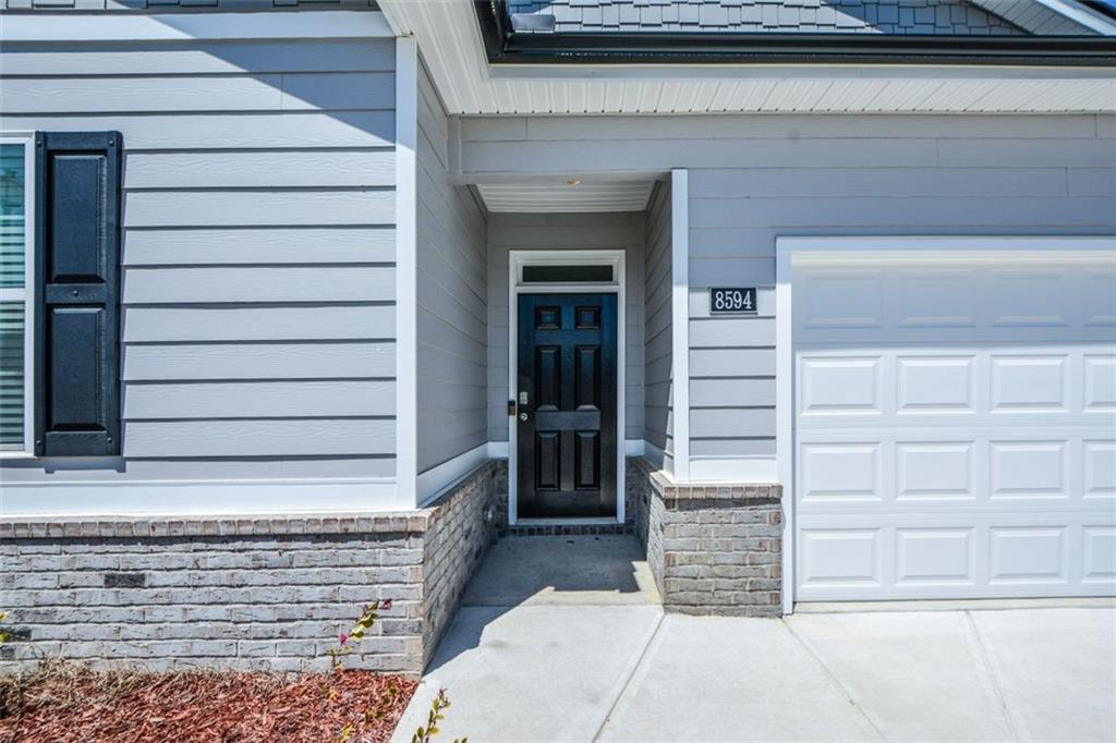 8594 Seabiscuit Road Lithonia, GA 30058 - Photo 4 of 33
