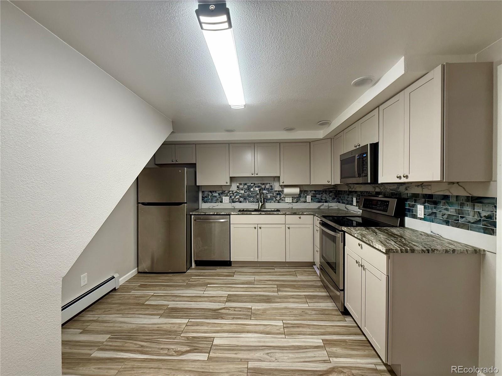 3237 South Grant Street, Unit B Englewood, CO 80113 - Photo 5 of 12
