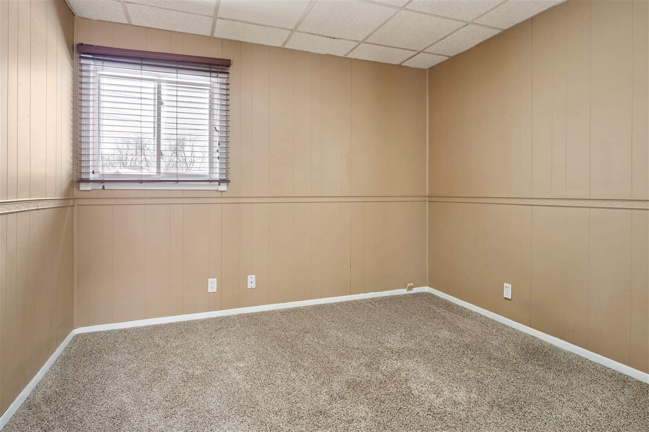 5225 Riviera Drive Fort Wayne, IN 46825 - Photo 18 of 26 Gallery Image 18