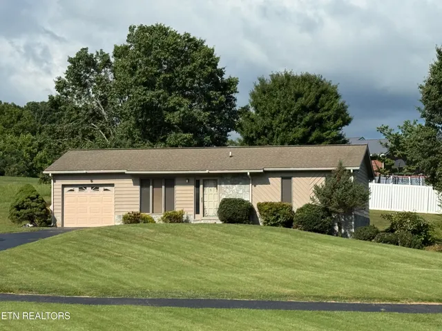 $275,000 | 1249 Green Acres Drive, Newport, TN 37821