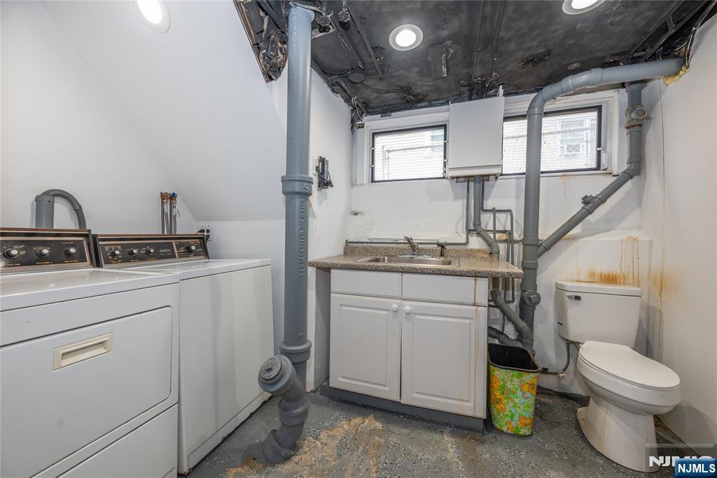 27 Glen Road West Orange, NJ 07052 - Photo 21 of 25