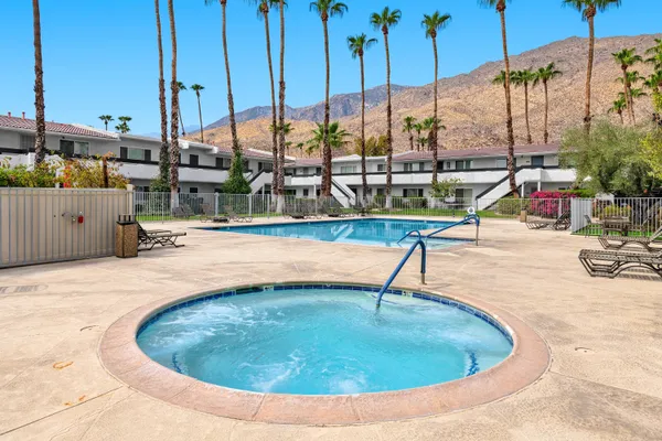 $2,500 | 1950 South Palm Canyon Drive, Unit 107, Palm Springs, CA 92264