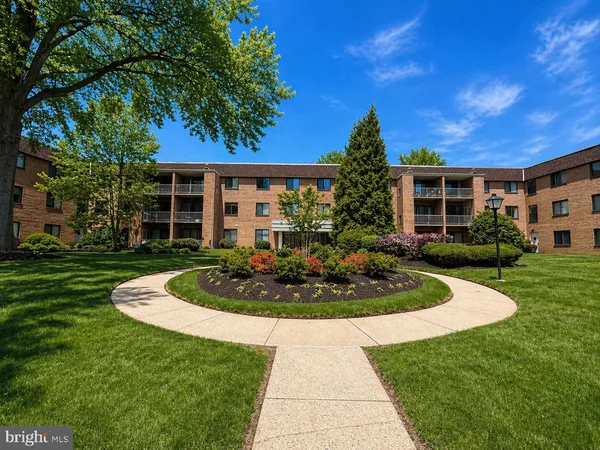 $259,900 | 1640 Oakwood Drive, Unit W103, Penn Valley, PA 19072