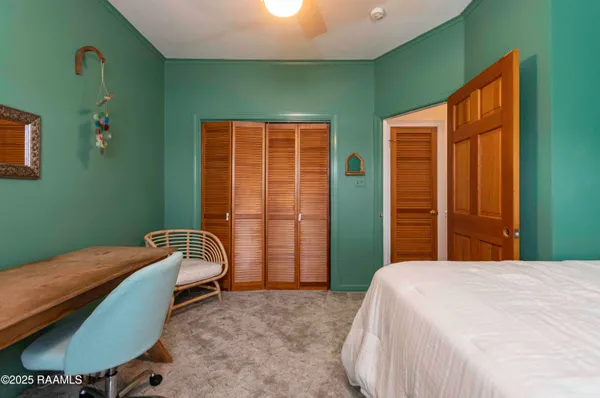 $2,030 | 211 Ursuline Street, Lafayette, LA 70506