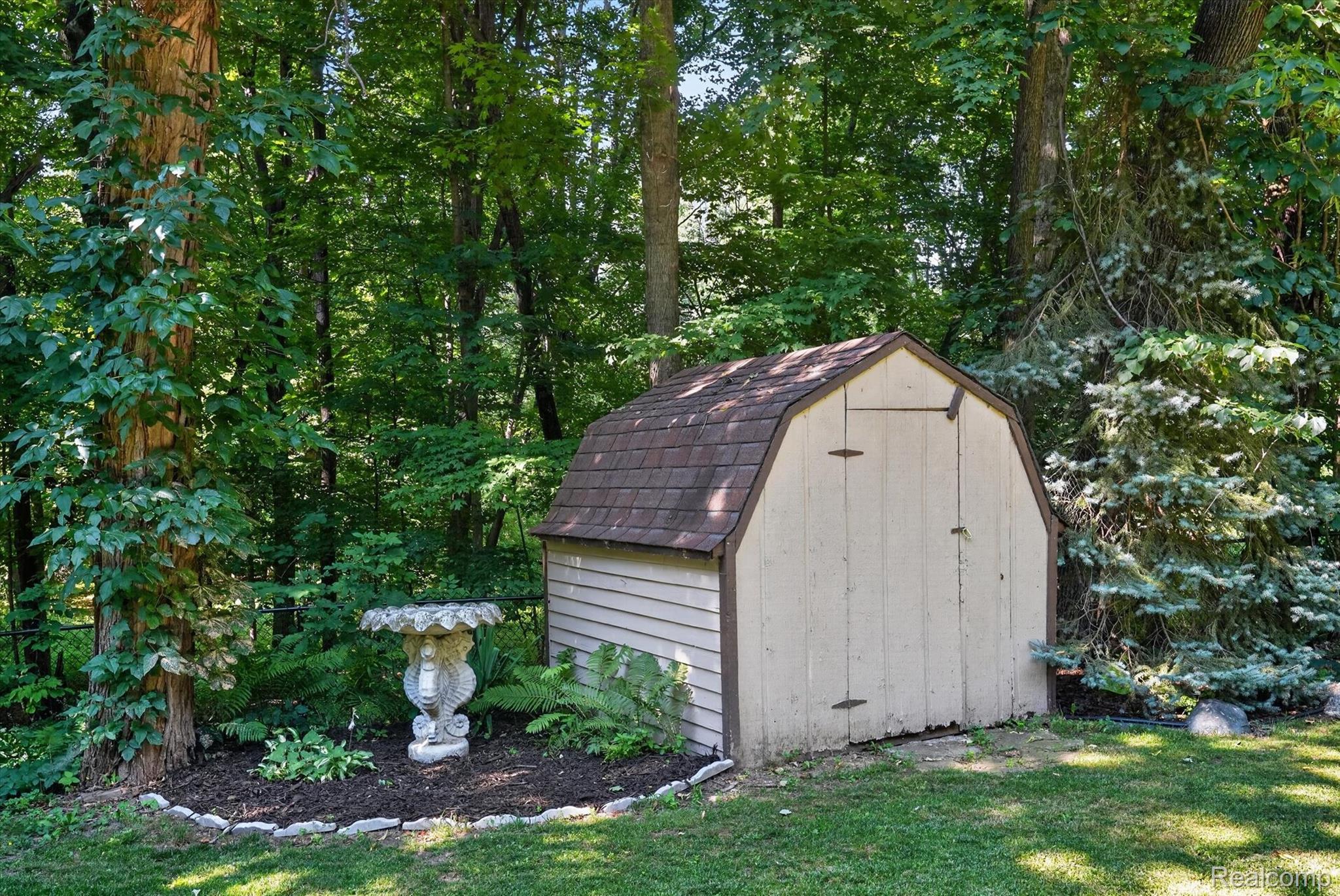 5361 Clark Road Bath, MI 48808 - Photo 48 of 62 56-5361-Clark-Rd-WindowStill-Photography.jpg