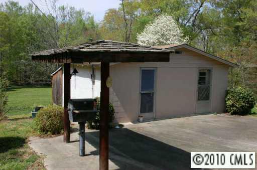 28135 Poplins Grove Church Road Albemarle, NC 28001 - Photo 3 of 9 Gallery Image 3