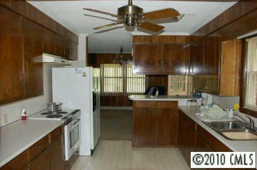 28135 Poplins Grove Church Road Albemarle, NC 28001 - Photo 5 of 9 Gallery Image 5