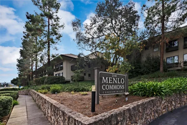 $928,000 | 2140 Santa Cruz Avenue, Unit D105, Menlo Park, CA 94025