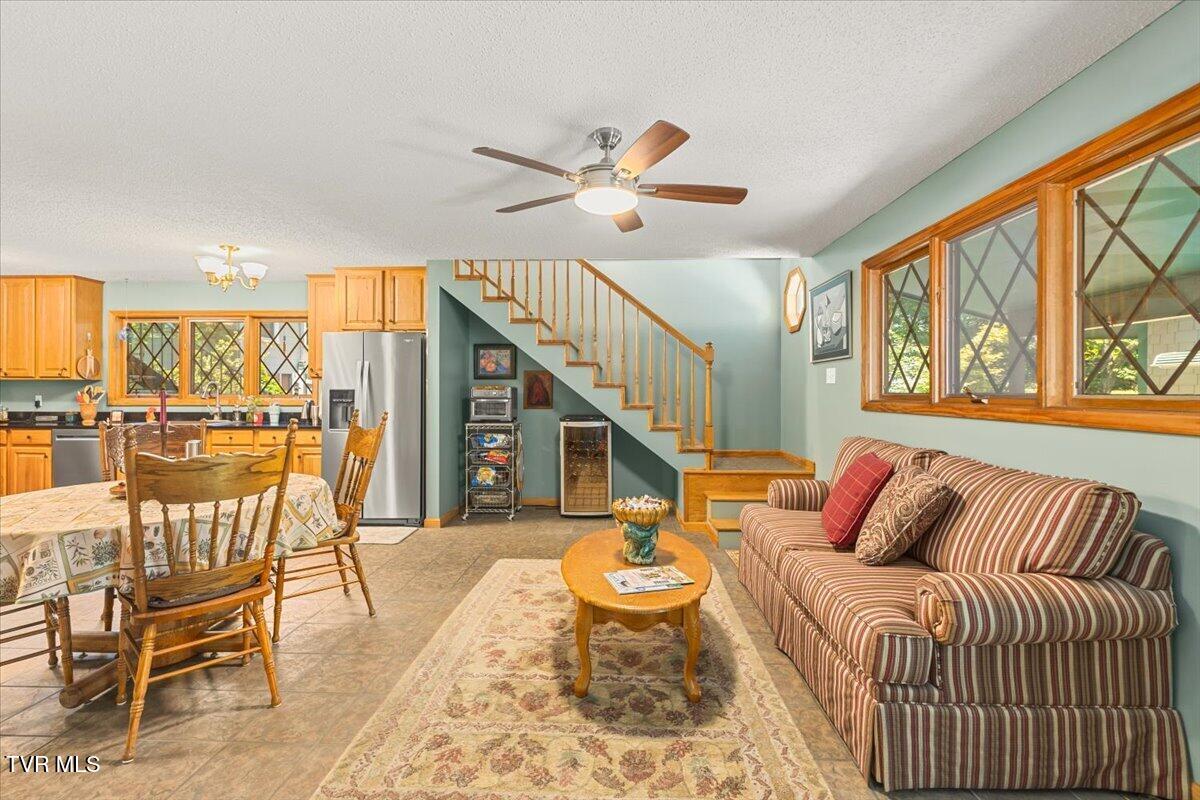 112 Spruce Street Greeneville, TN 37745 - Photo 33 of 102 045-128A8565