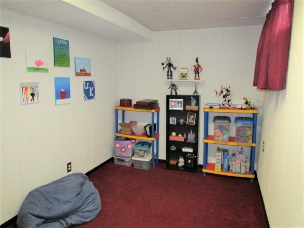 5307 Ridgewood Road East Springfield, OH 45503 - Photo 26 of 38