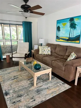 $1,900 | 10 Oakmont Court, Unit 10, Palm Coast, FL 32137