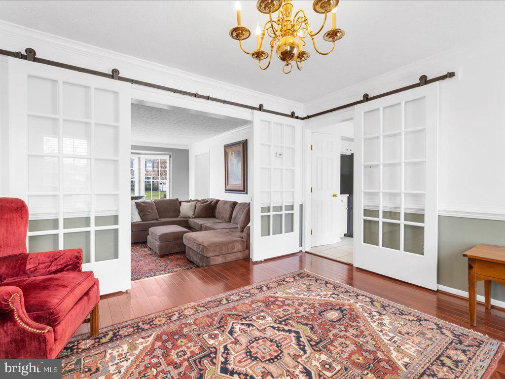 919 Metfield Road Towson, MD 21286 - Photo 7 of 38