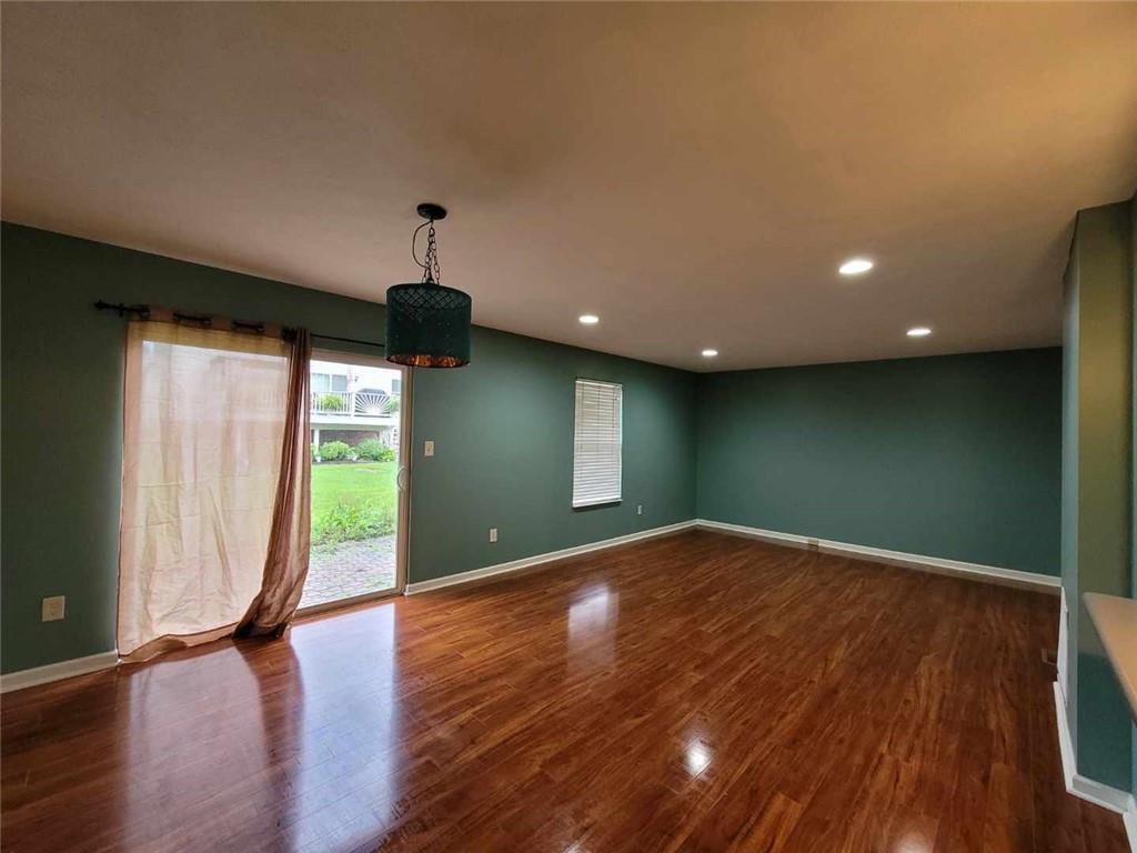 1153 Old Farm Road Lawrence, PA 15055 - Photo 3 of 20 Gallery Image 3