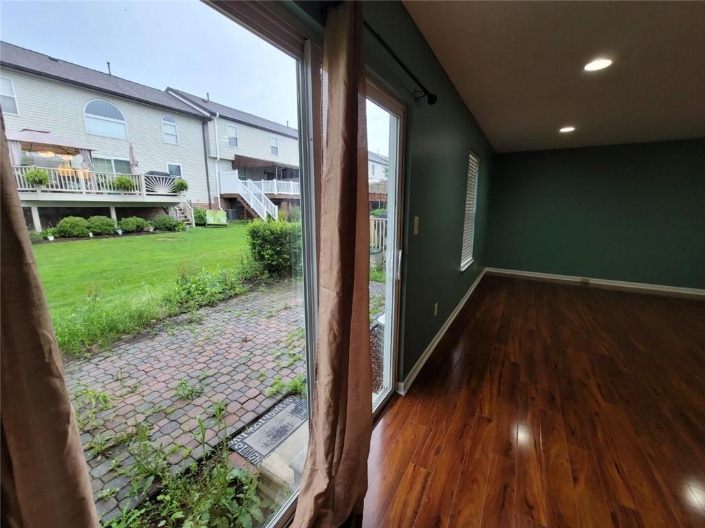 1153 Old Farm Road Lawrence, PA 15055 - Photo 4 of 20 Gallery Image 4