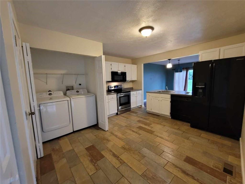 1153 Old Farm Road Lawrence, PA 15055 - Photo 6 of 20 Gallery Image 6