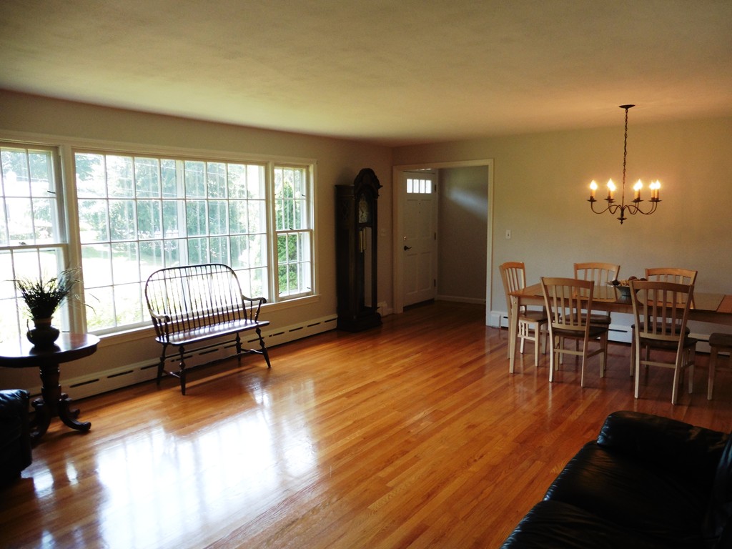 4 Old Orchard Road Wilbraham, MA 01095 - Photo 4 of 29 Gallery Image 4