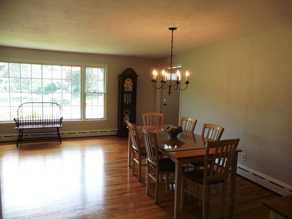 4 Old Orchard Road Wilbraham, MA 01095 - Photo 5 of 29 Gallery Image 5