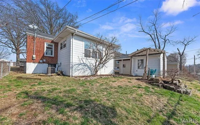 $173,000 | 10228 St Arsene Lane, St. Ann, MO 63074