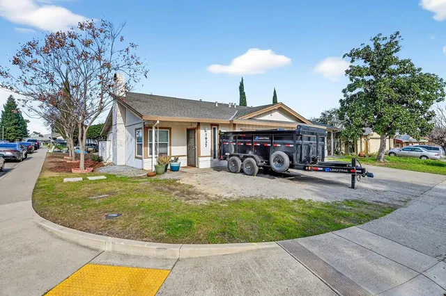 $699,000 | 7937 Tangors Way, Citrus Heights, CA 95610