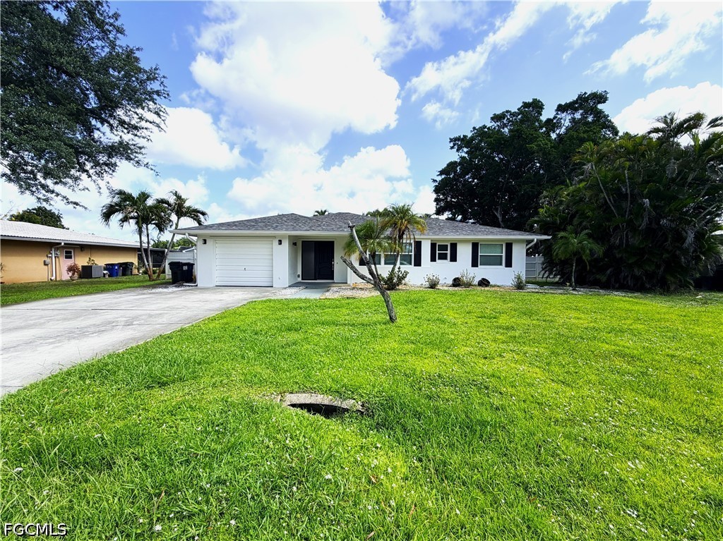 1637 South Mayfair Road Fort Myers, FL 33919 - Photo 1 of 29