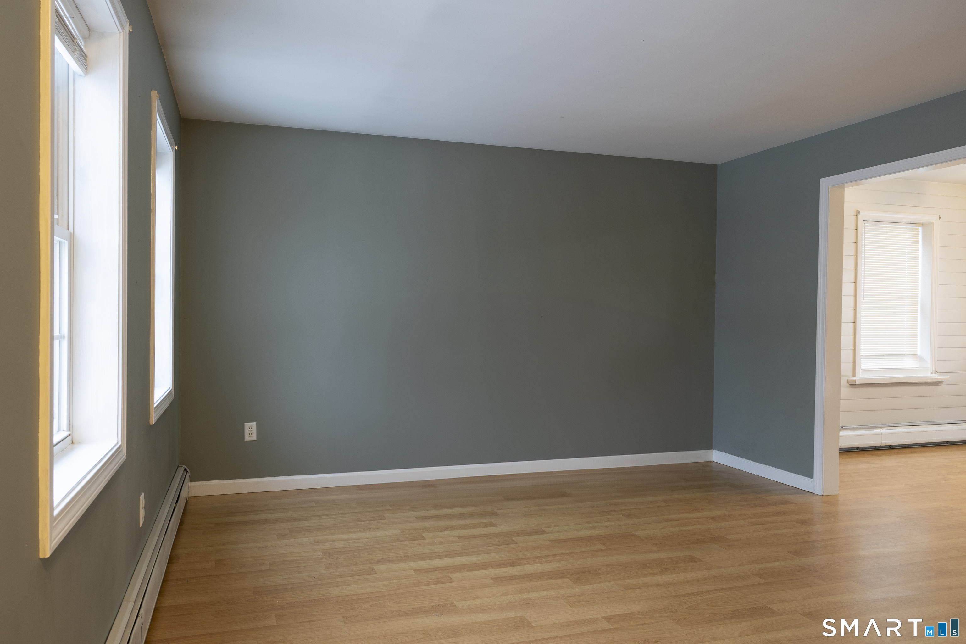 123 Westfield Avenue Killingly, CT 06239 - Photo 2 of 33