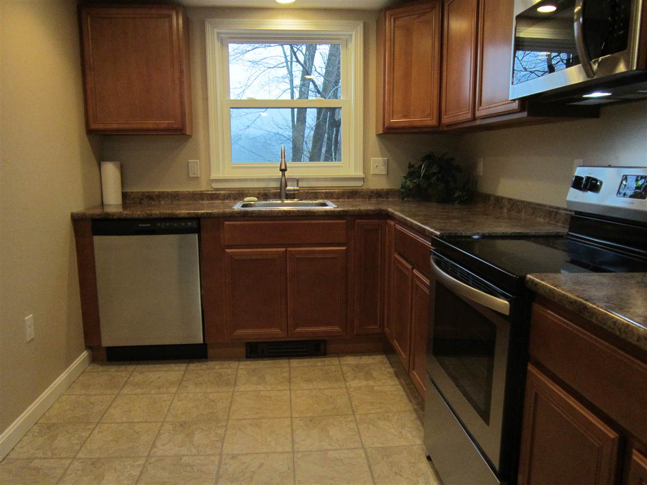 552 Wakefield Road Wakefield, NH 03887 - Photo 5 of 35 Gallery Image 5