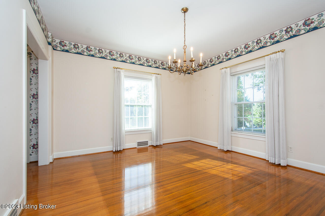 1819 Fleming Road Louisville, KY 40205 - Photo 12 of 42 Fleming-29