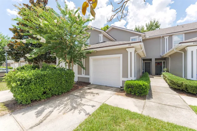 a view of a back yard of the house