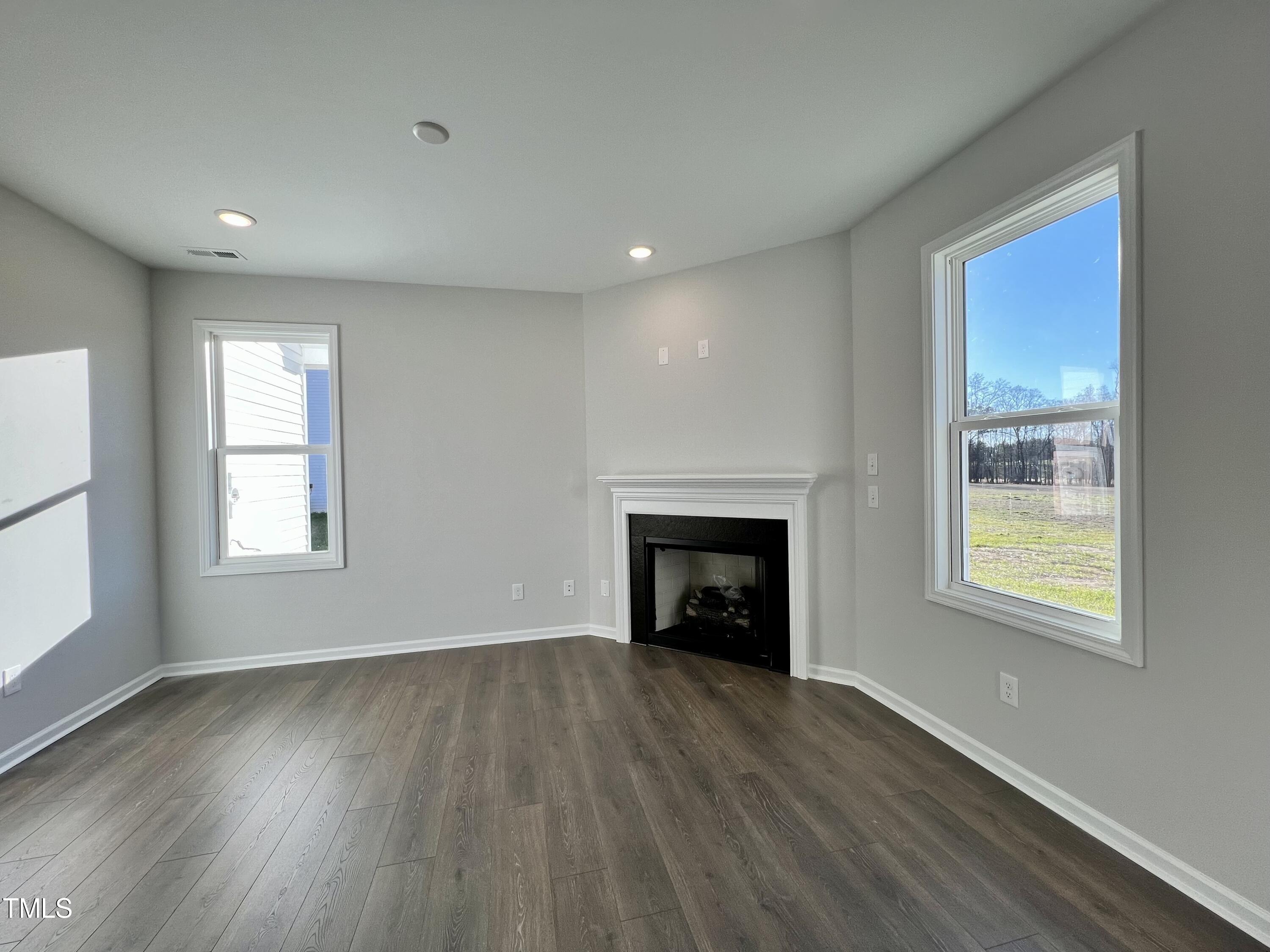 Move In Ready!