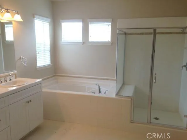 $3,800 | 31943 Bitterroot Court, Temecula, CA 92592