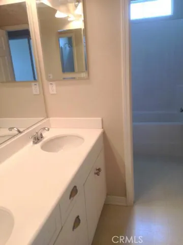 $3,800 | 31943 Bitterroot Court, Temecula, CA 92592