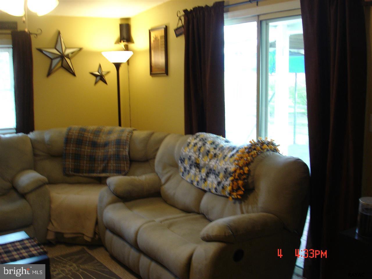 4335 Board Road Manchester, PA 17345 - Photo 14 of 35 Gallery Image 14