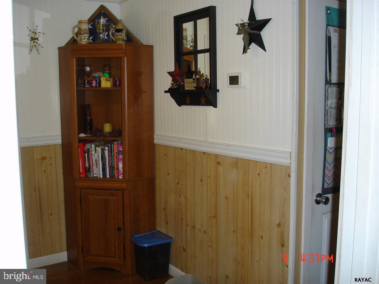 4335 Board Road Manchester, PA 17345 - Photo 16 of 35 Gallery Image 16