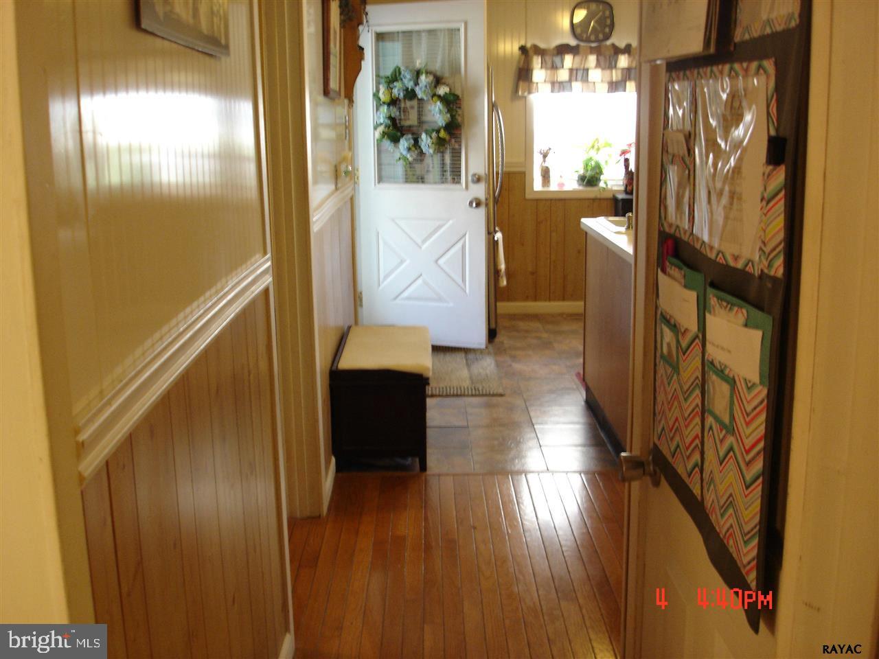4335 Board Road Manchester, PA 17345 - Photo 19 of 35 Gallery Image 19