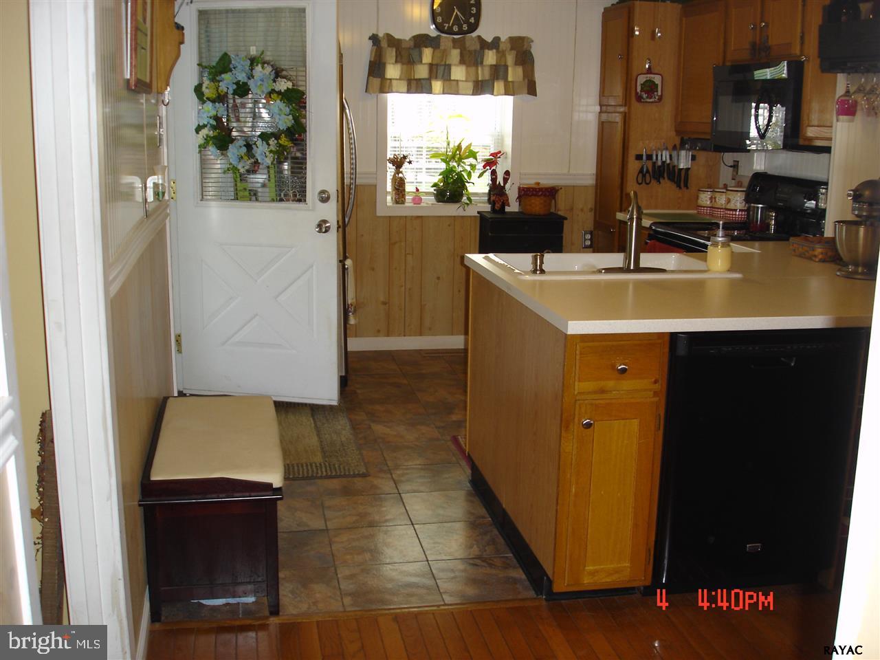 4335 Board Road Manchester, PA 17345 - Photo 20 of 35 Gallery Image 20