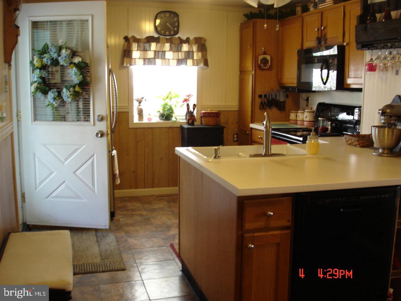4335 Board Road Manchester, PA 17345 - Photo 21 of 35 Gallery Image 21