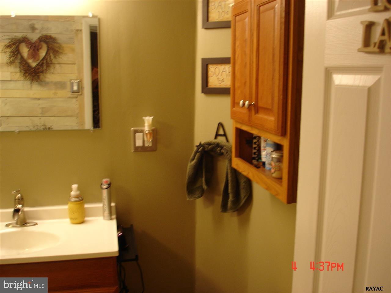4335 Board Road Manchester, PA 17345 - Photo 28 of 35 Gallery Image 28