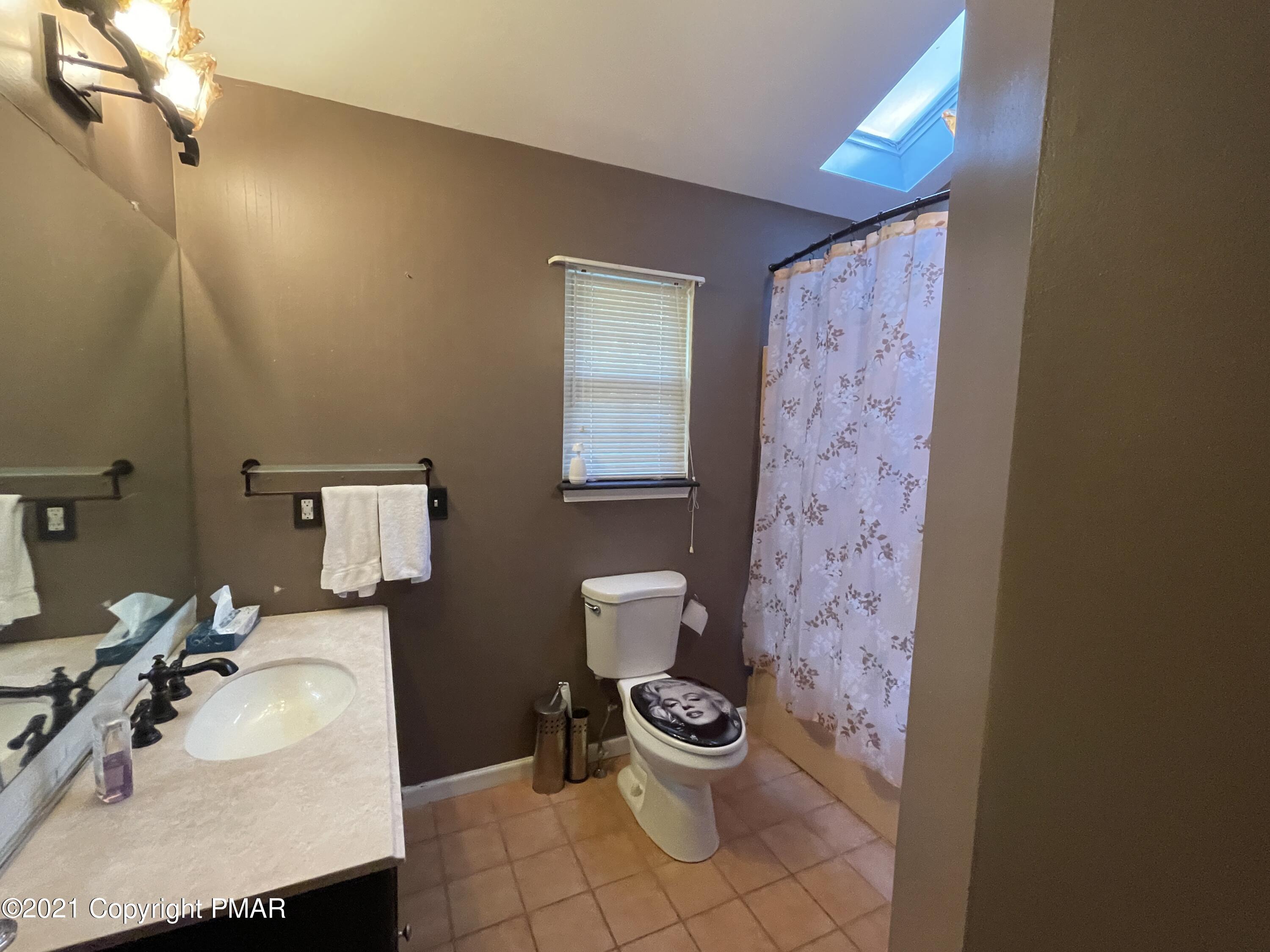 406 Upper Rdg Drive Effort, PA 18330 - Photo 13 of 18 Master Bath