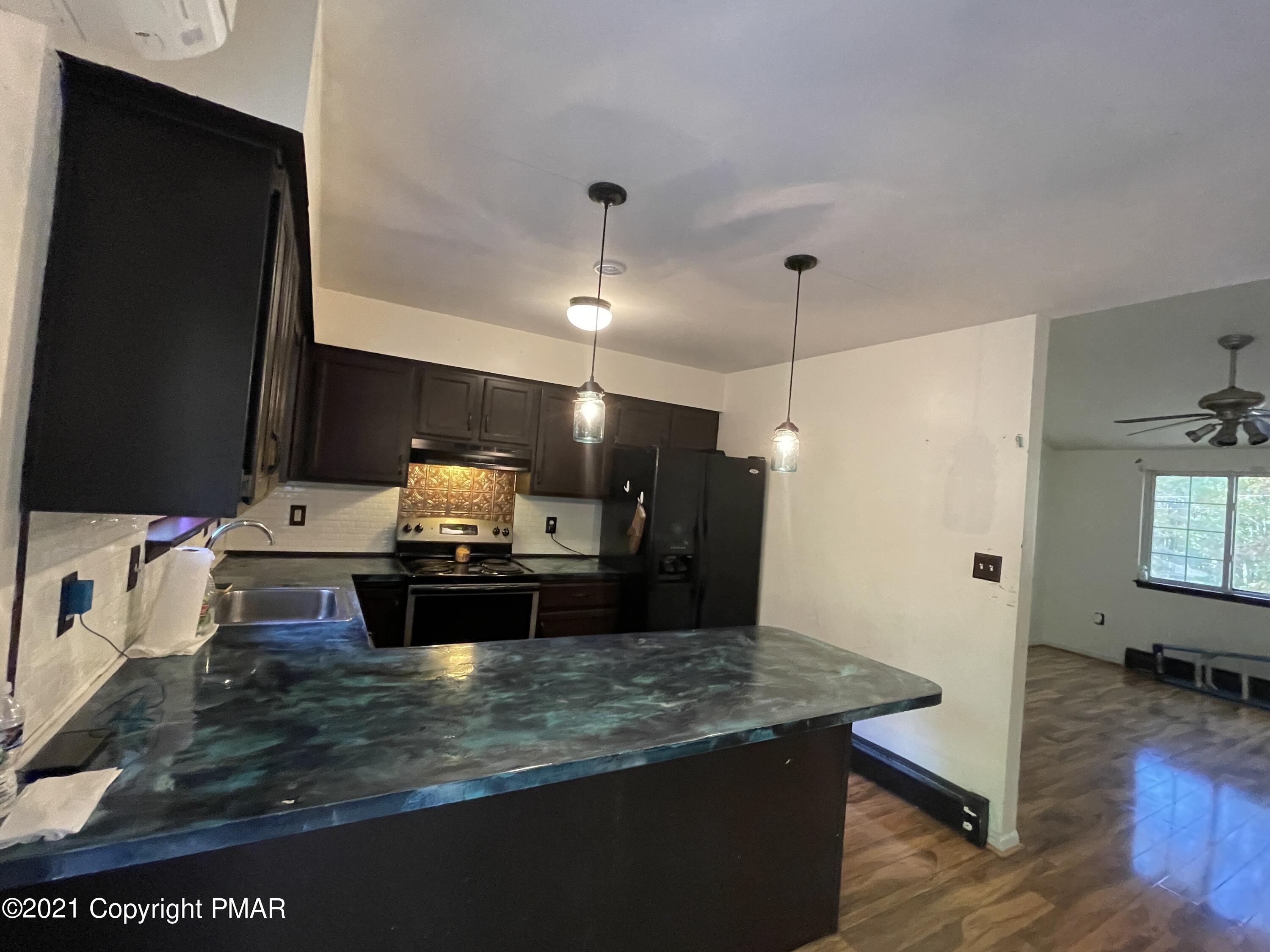 406 Upper Rdg Drive Effort, PA 18330 - Photo 2 of 18 Kitchen