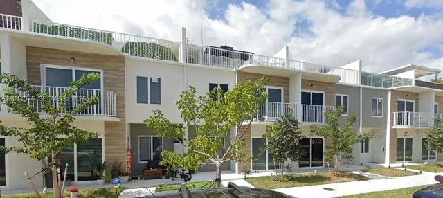 front view of house with a yard