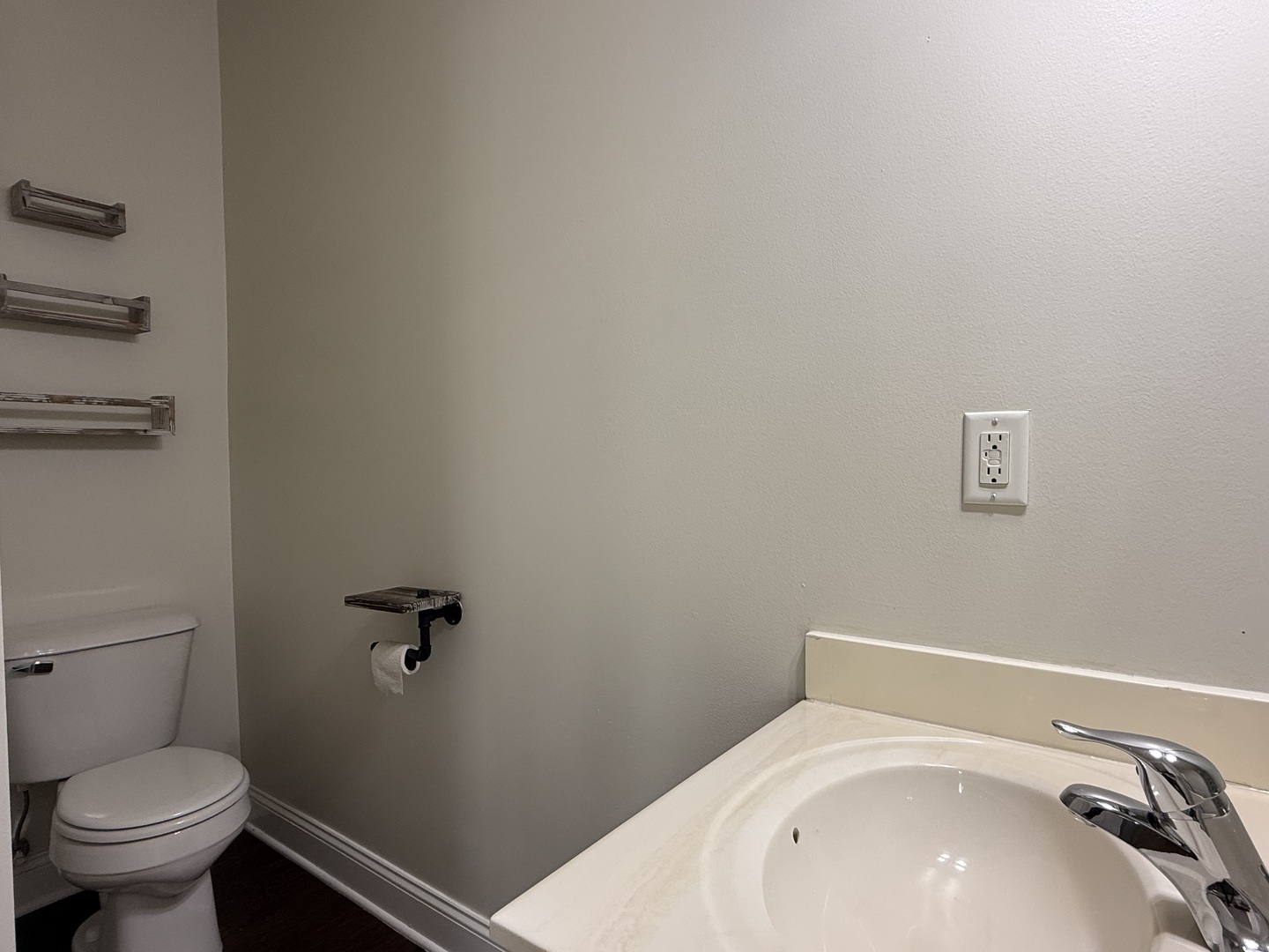 1392 Carolyn Court Yorkville, IL 60560 - Photo 9 of 23 a bathroom with a sink and toilet