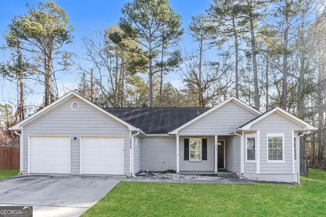 $1,800 | 10442 Tara Pointe Drive, Jonesboro, GA 30238