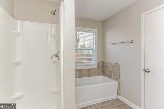 $1,800 | 10442 Tara Pointe Drive, Jonesboro, GA 30238