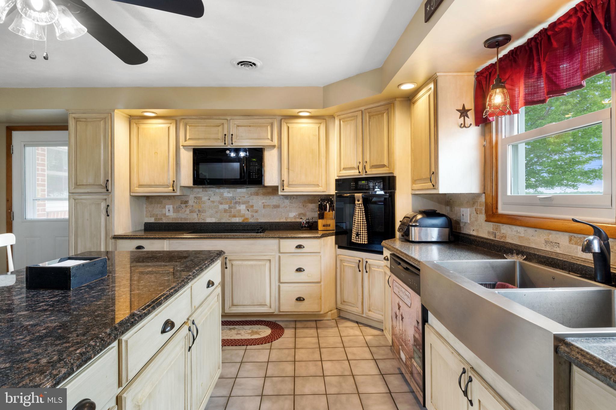 12382 Lucky Road Brogue, PA 17309 - Photo 11 of 45 Gallery Image 11
